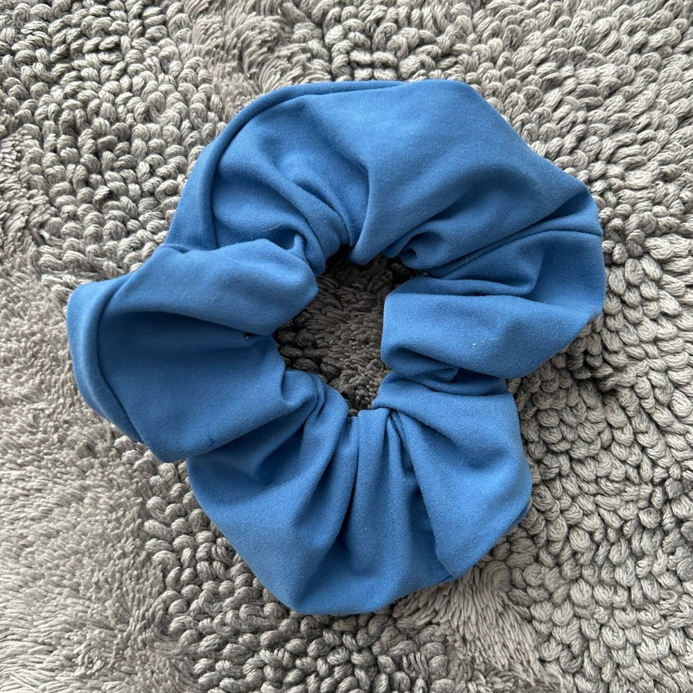 Buffbunny Scrunchie